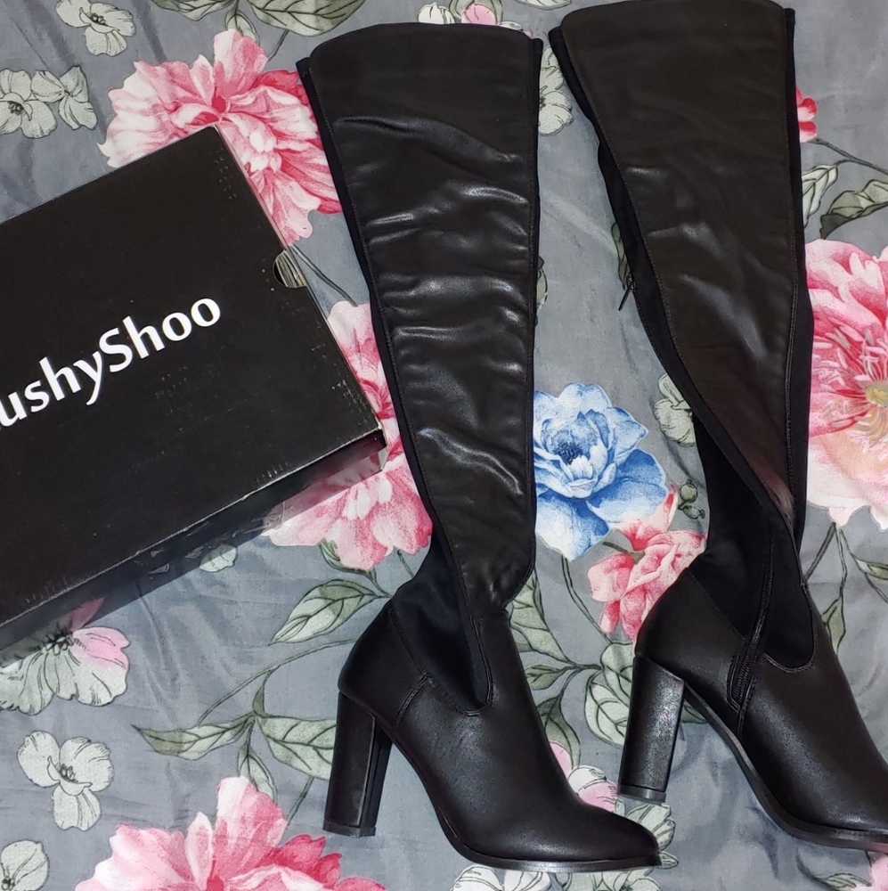 High heeled Ladies Boots